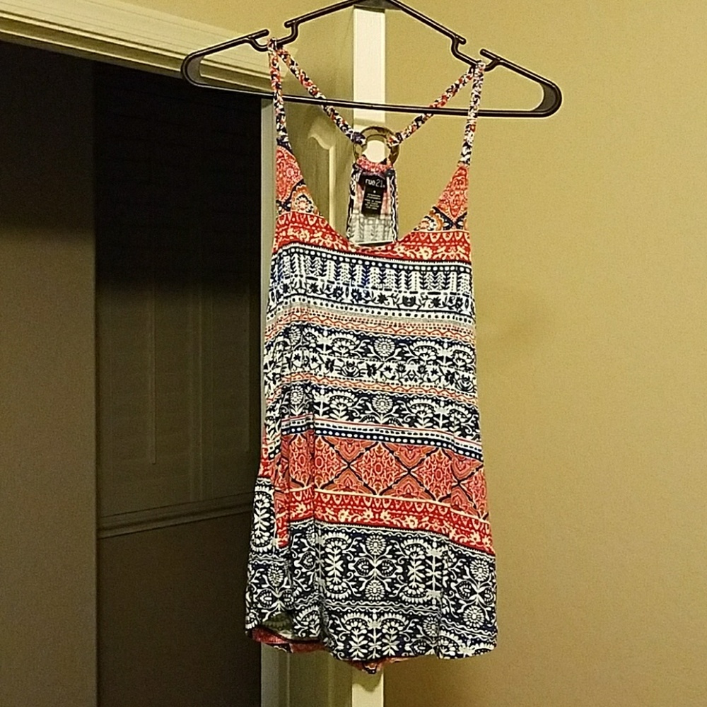 NWT Women's rue21 size S tank top
